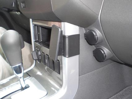 Nissan Pathfinder 10-12, Pod kątem