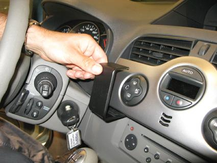 Renault Kangoo 08-13, Na środku