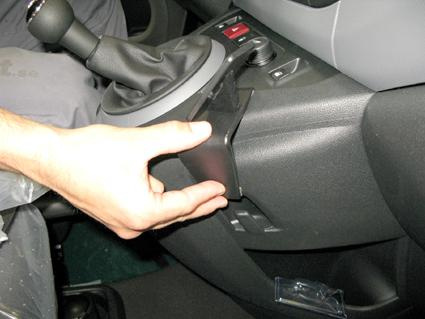 Citroen Berlingo Family 08-15, Pod kątem, Nisko, Manualna