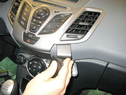 Ford Fiesta 09-15, Pod kątem