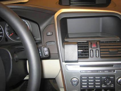Volvo XC60 09-15, Na środku
