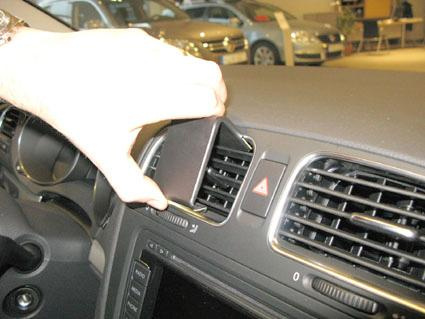 Volkswagen Golf VI 09-12, Na środku