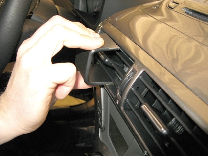 Brodit ProClip, Toyota iQ 09-19
