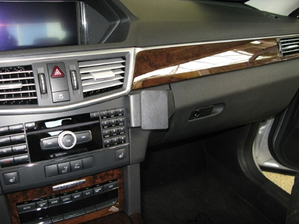 Brodit ProClip, Mercedes Benz E-Class, Sedan/kombi 09-13