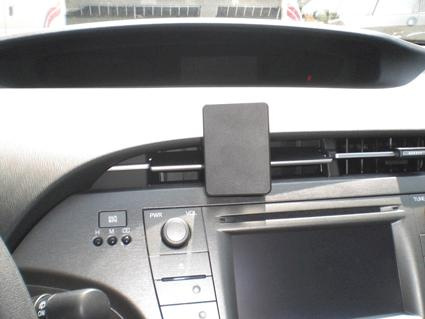 Toyota Prius 10-15, wyśrodkowany
