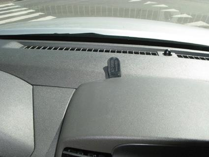 Nissan Navara 11-15, Na środku