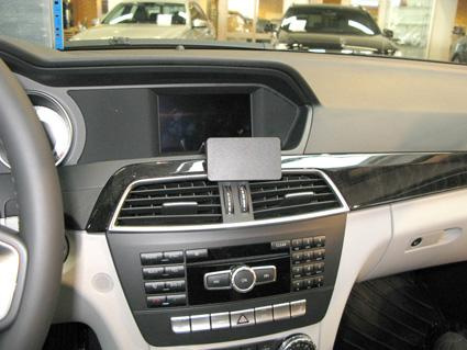 Mercedes Benz C-Klass 11-14, wyśrodkowany