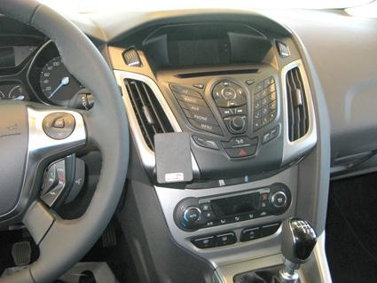 Ford Focus 11-15, wyśrodkowany