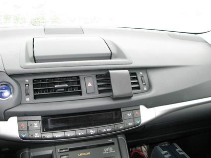Lexus CT seria 11-15, wyśrodkowany