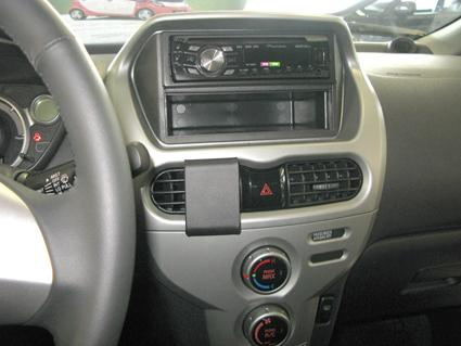 Mitsubishi i-MiEV 10-15, wyśrodkowany