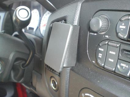 Dodge Ram Pick Up 1500 02-05, 2500/3500 03-05, Wyśrodkowany