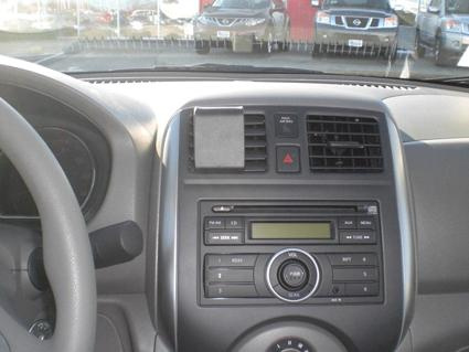 Nissan Tiida/Tiida Latio 12-15, Wyśrodkowany