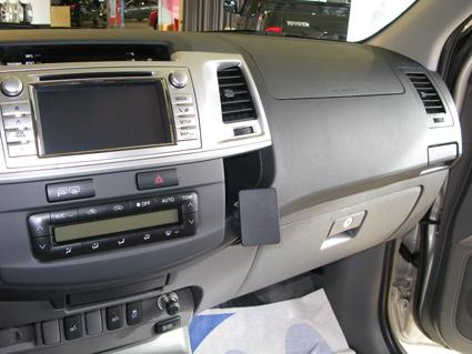 Toyota HiLux 12-15, Pod kątem