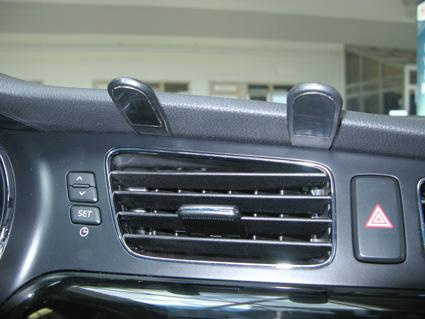 Kia Ceed 12-15, Wyśrodkowany