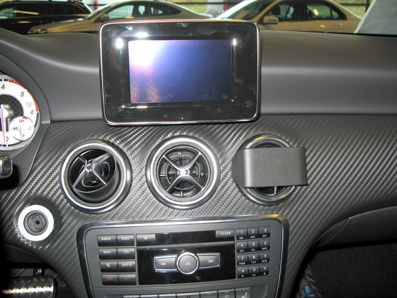 Brodit ProClip, Mercedes Benz GLA-Klasa 13-19