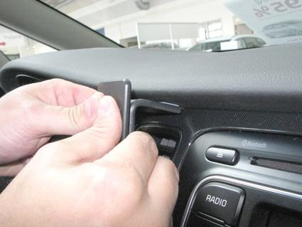 Kia Carens 14-15, wyśrodkowany