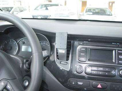 Kia Carens 14-15, wyśrodkowany