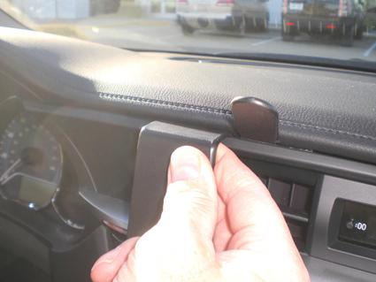 ProClip uchwyt montażowy Toyota Corolla 14-15, wyśrodkowany