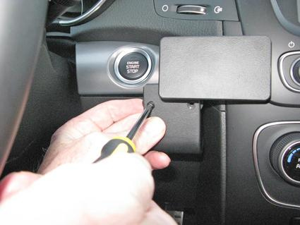 Kia Sorento 13-14, wyśrodkowany