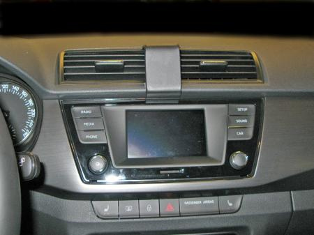 Skoda Fabia 15-, Wyśrodkowany