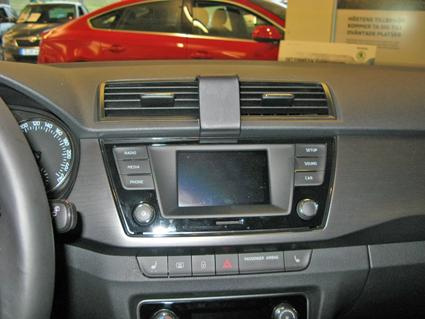 Skoda Fabia 15-, Wyśrodkowany