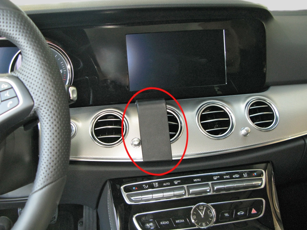 Brodit ProClip, Mercedes Benz E-Class, Sedan/Stationwagon 17