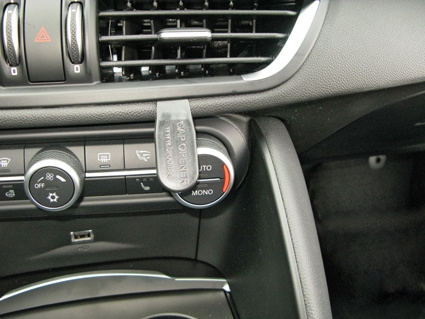 Brodit ProClip, Alfa Romeo Giulia 17-