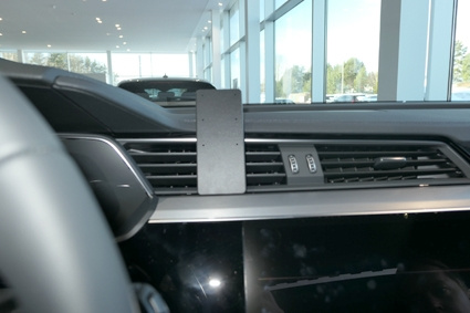 Brodit ProClip, Audi e-tron/Q8 e-tron 19-23