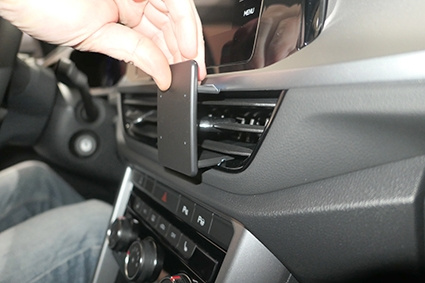 Brodit ProClip, Volkswagen T-Roc 23-26