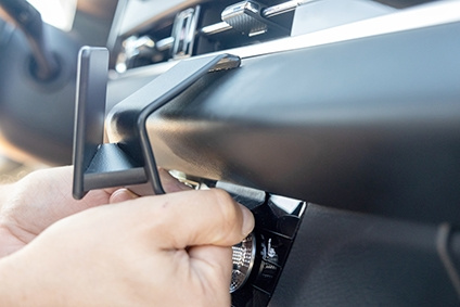 Brodit ProClip, Mitsubishi Outlander 22-26