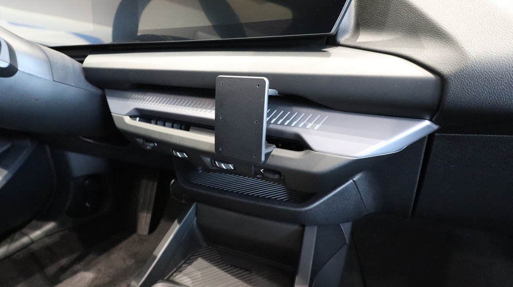 Brodit ProClip, BMW Seria 1 F70 25-26
