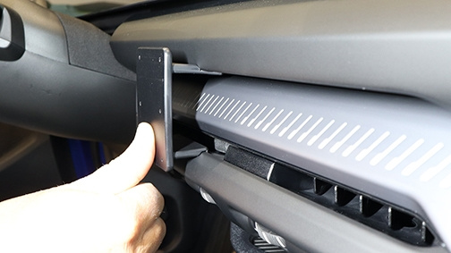 Brodit ProClip, BMW Seria 1 F70 25-26