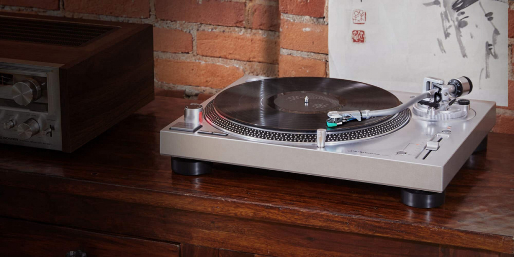 Audio Technica AT-LP120XUSB gramofon, srebrny