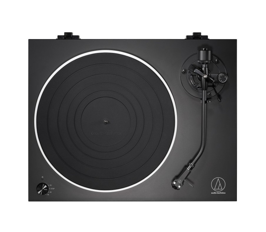 Audio Technica AT-LP5X z zamontowaną fabrycznie wkładką AT-VM95E