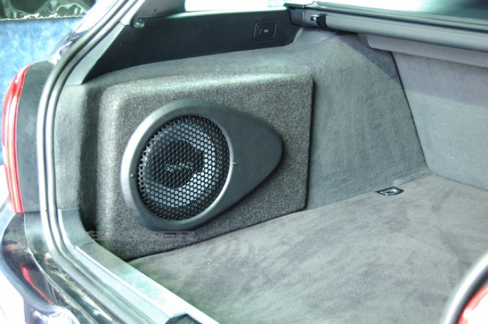 Pusta skrzynia basowa Audi A4 Avant 95-00