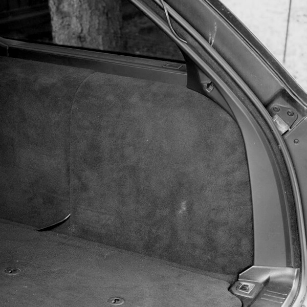Pusta obudowa subwoofera BMW 5-serie E39 Touring 94-04
