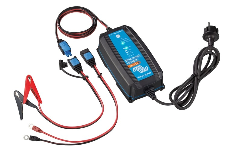 Ładowarka akumulatorów Victron Blue Smart IP65 15A, 12v