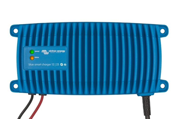 Wodoodporna ładowarka akumulatorów Victron Blue Smart IP67 25A, 12v
