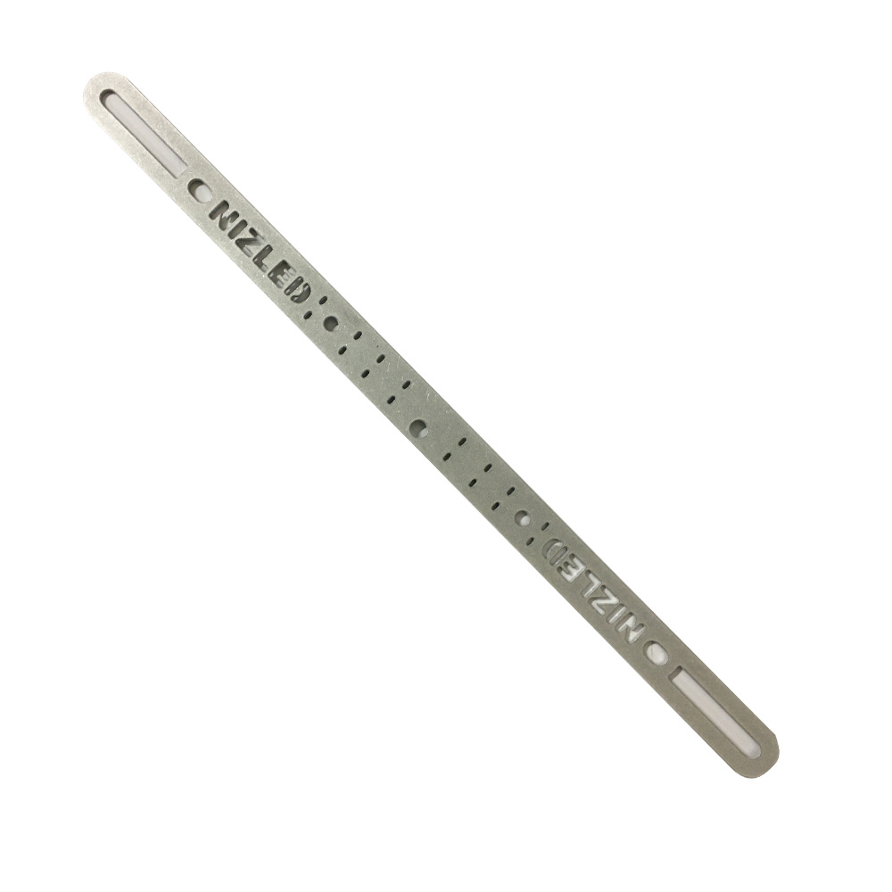 Odchudzone mocowanie do kasku dla 1, 2 lub 3 lamp E40F