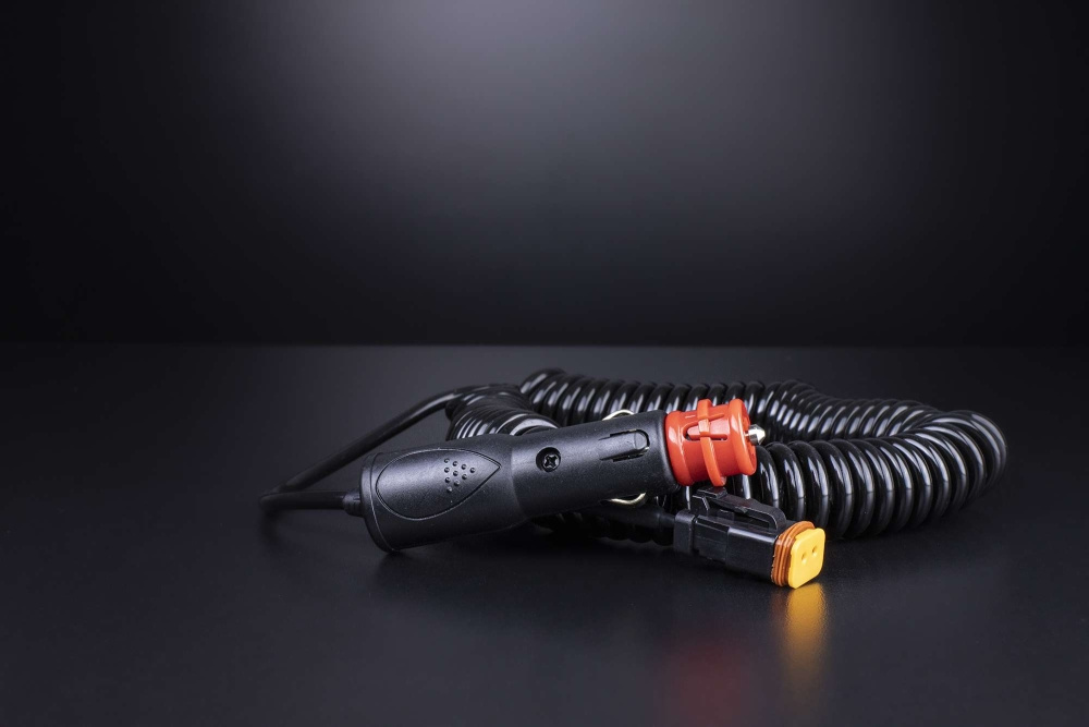 Strands kabel z DT +++ kablem do wtyczki zapalniczki, 12 DC, ON