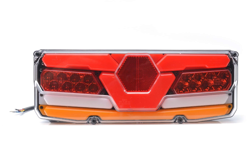 Strands tylna lampa LED - 5 funkcji