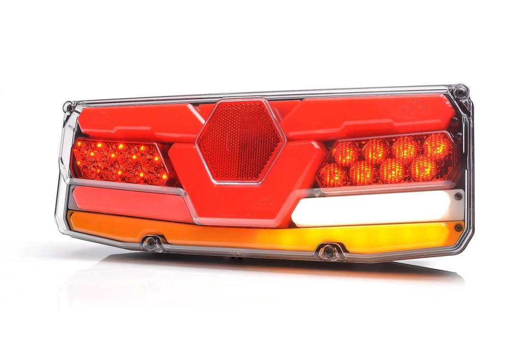 Strands tylna lampa lewa do samochodu, 12-24V DC, 5 funkcji, IP56. Zatwierdzona E