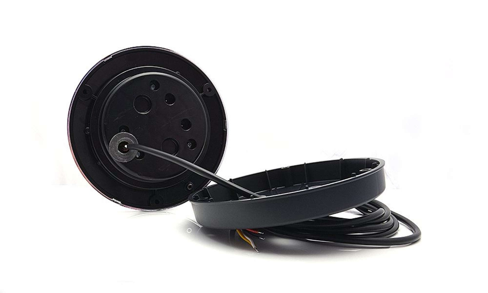 Strands tylna lampa LED 3-komorowa 12-24V