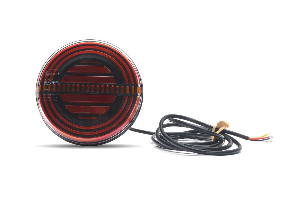 Strands uniwersalne tylne światło 3-funkcyjne okrągłe 142 mm