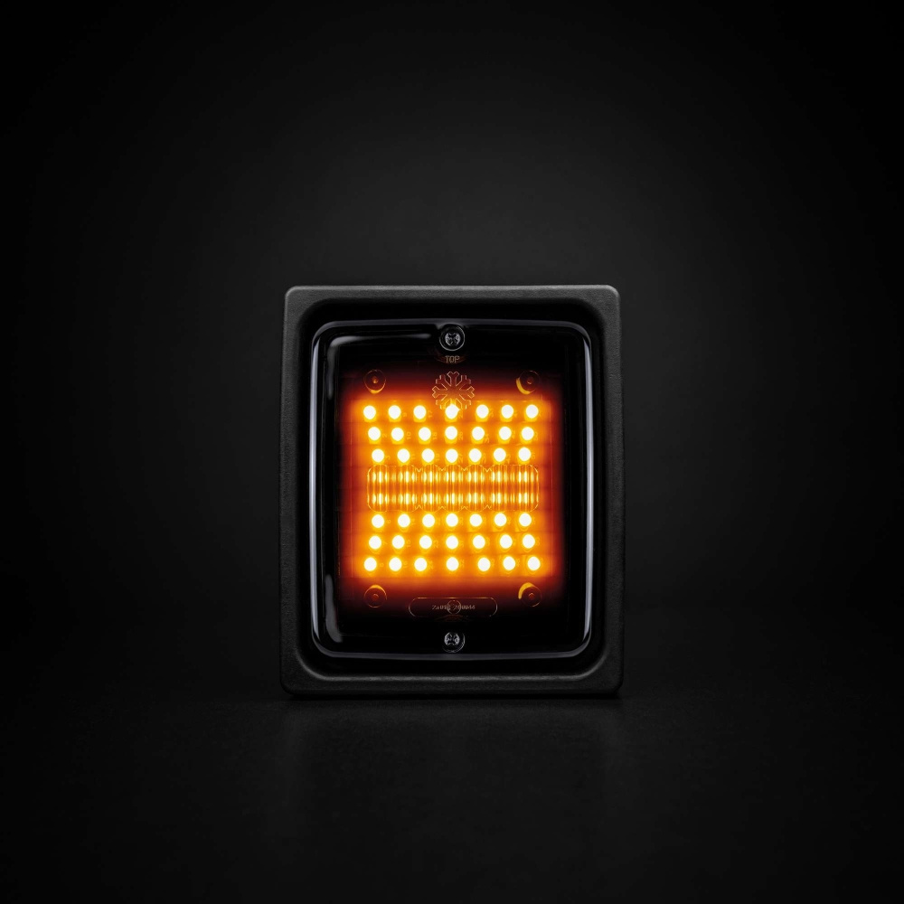 Strands Dark Knight Square Ize LED, kierunkowskazy