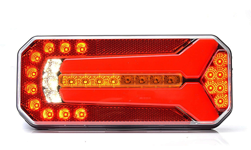 Strands uniwersalna lampa tylna LED 12-24V, 5 funkcji. Dynamiczny kierunkowskaz