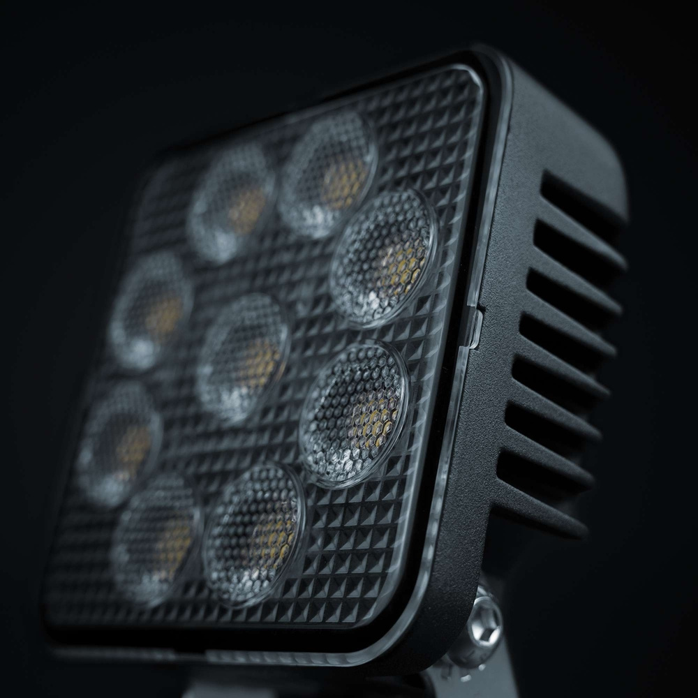 Strands Unity Lampa robocza 64W