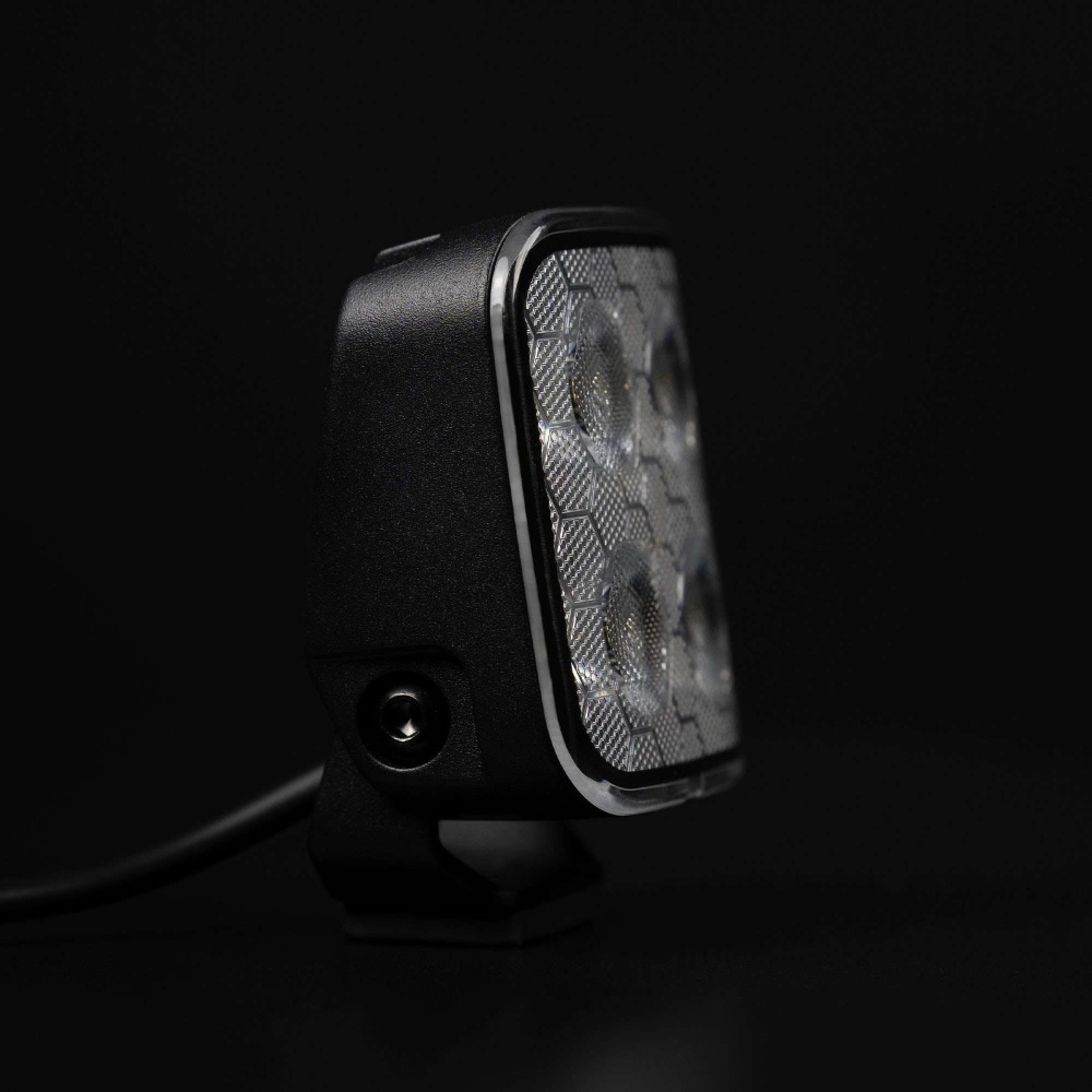 Strands Unity Edge Lampa robocza 20W