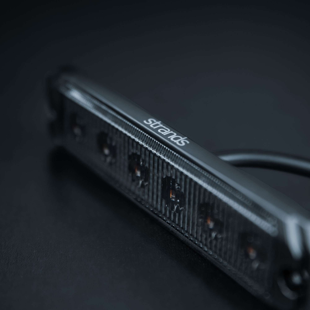 Strands Dark Knight Sm6 biały