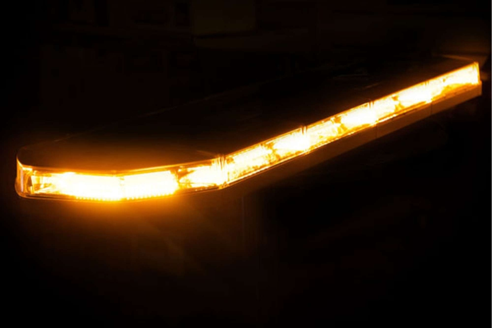 Strands belka świetlna T z kierunkowym światłem błyskowym 1800 mm